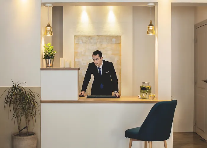 Hotel Opera Marigny